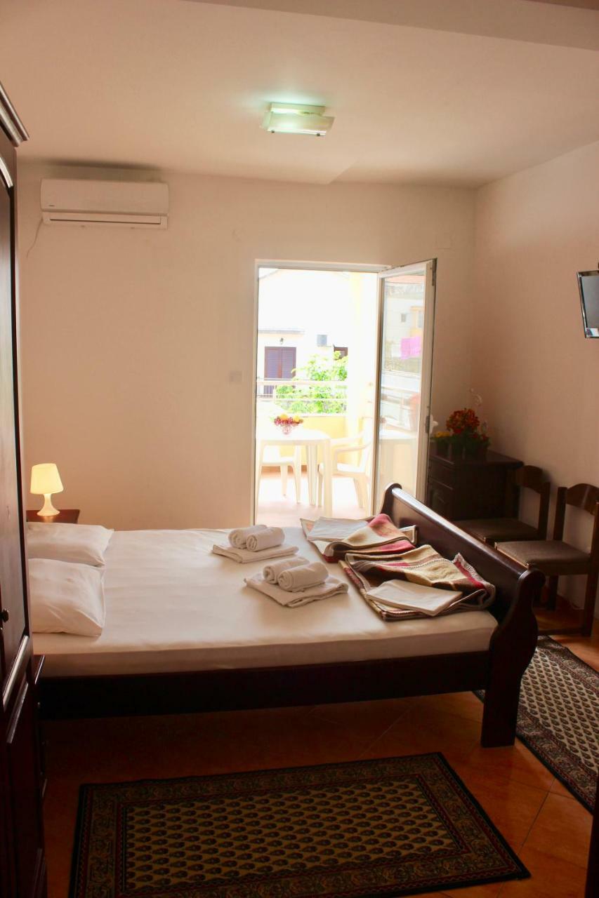 Nir Guest house