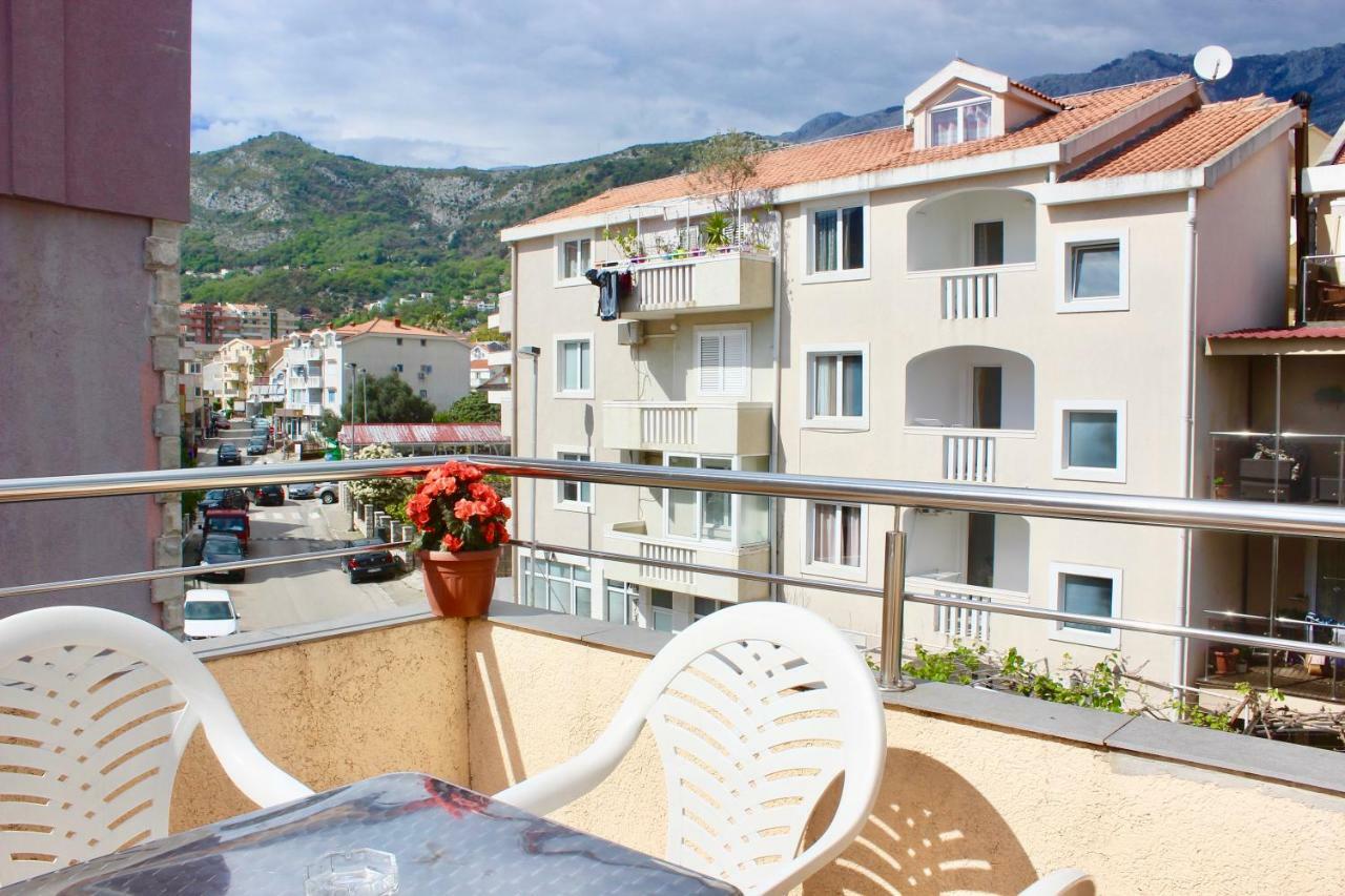 Nir * Budva