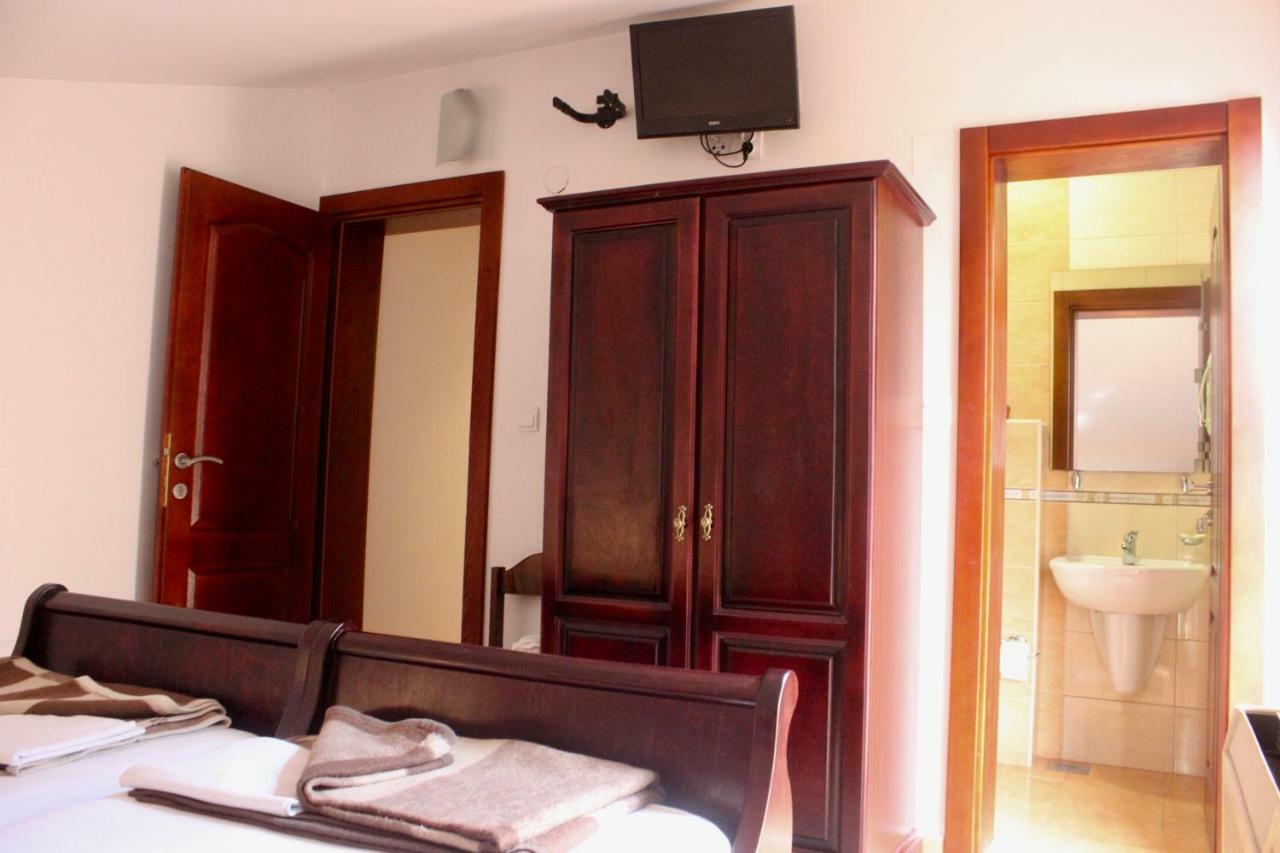 Guest house Nir