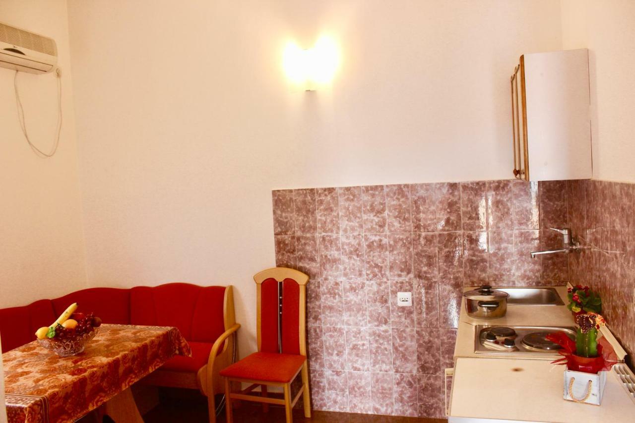 Nir Guest house