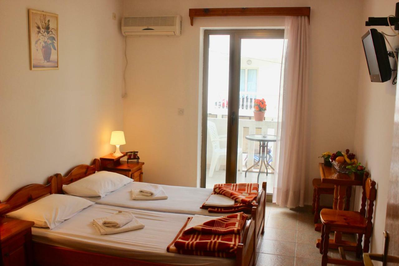 Guest house Nir