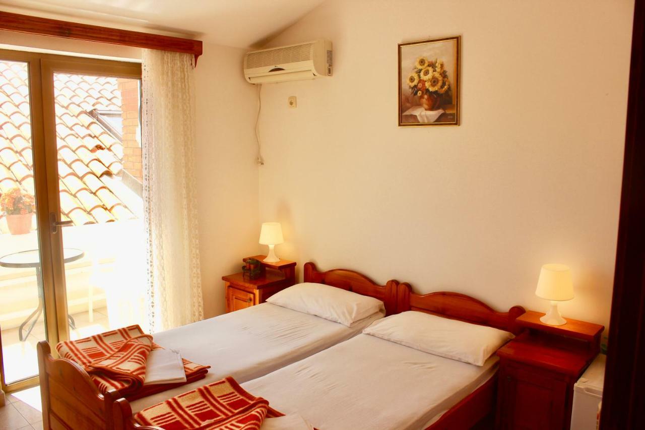 Guest house Nir Budva